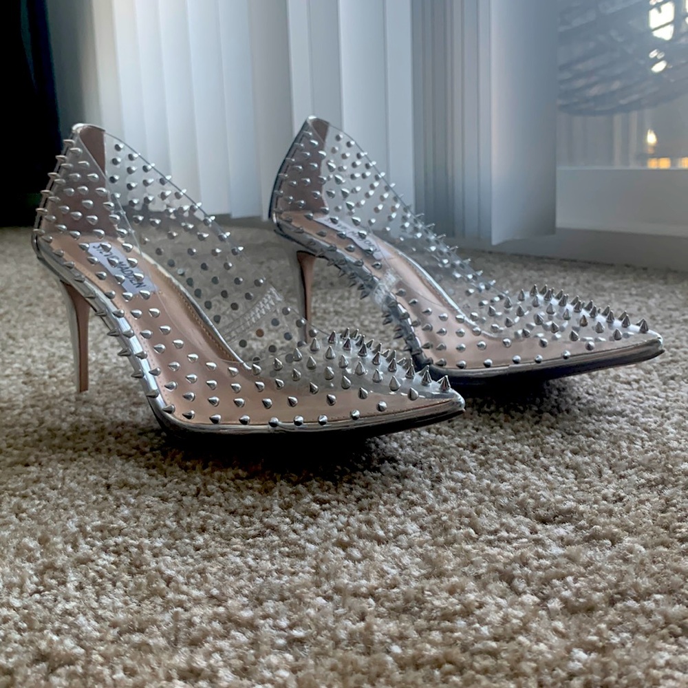 STEVE MADDEN Clear Luiza Studded Pointed Toe Pump Heels 7M